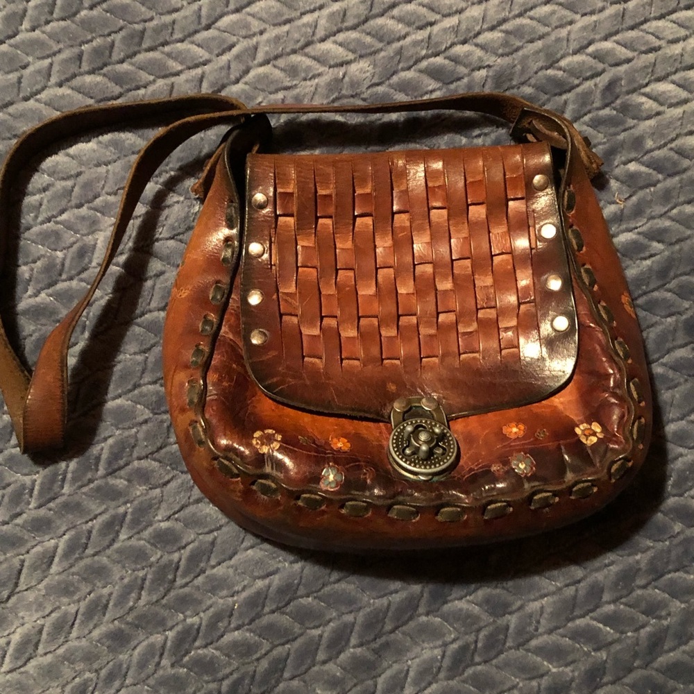 RARE vintage stamped Mexico  basket weave tooled leather shoulder hobo rare gem!